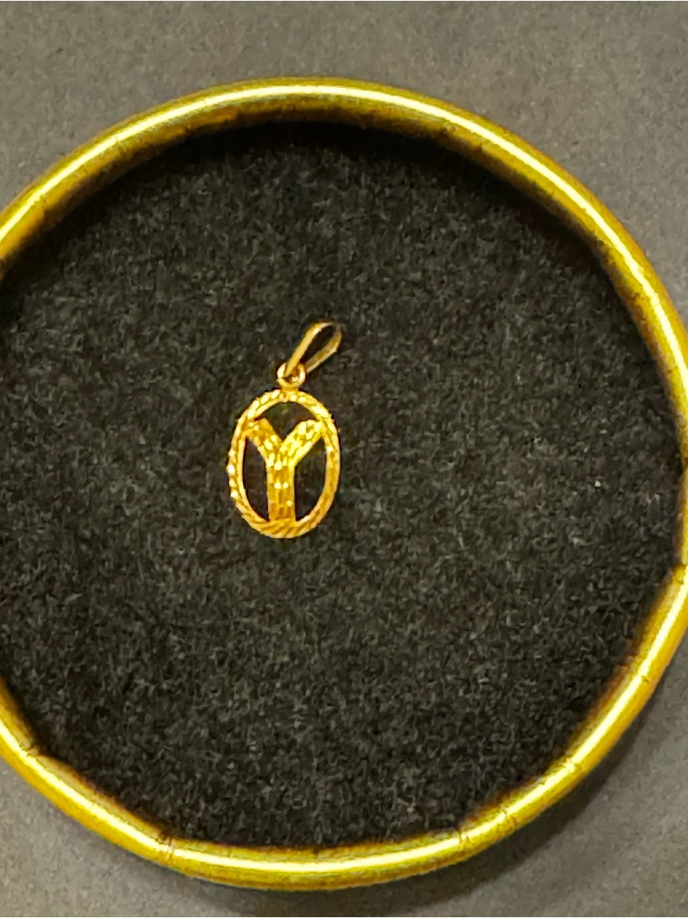 Y initial 22K Yellow Solid Gold Pendant. 0.6 grams New!